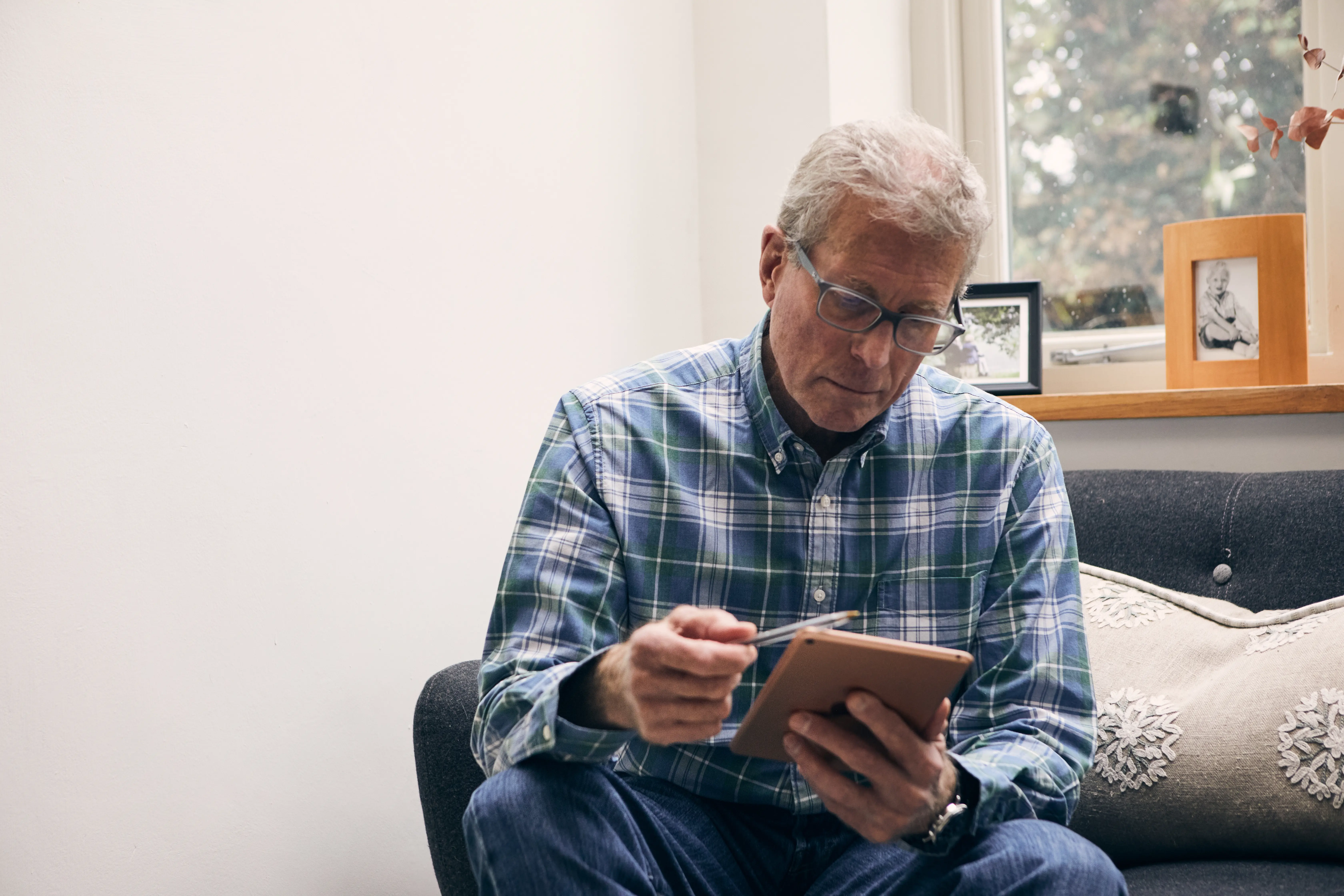 Accessing resources on a tablet 