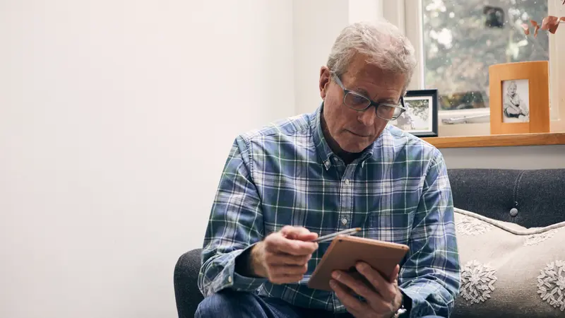 Accessing resources on a tablet 